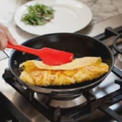 Cách làm trứng ốp la Pháp