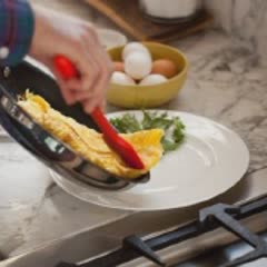 Cách làm trứng ốp la Pháp