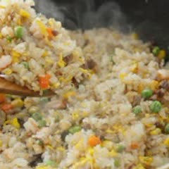 Cách Làm Cơm Chiên Thập Cẩm Đơn Giản Ngon Miệng