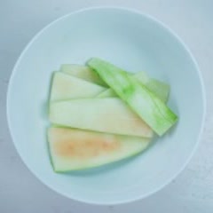 Cách làm vỏ dưa hấu ngâm chua