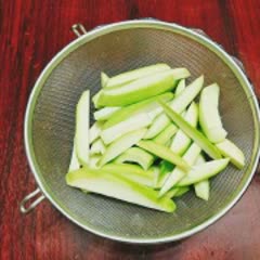Cách làm xoài lắc muối ớt