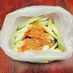 Cách làm xoài lắc muối ớt