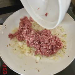 Cách làm mì spaghetti sốt bò bằm
