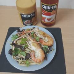 Cách làm Mì Spaghetti Xào Nấm Tôm Càng Xanh mới lạ 