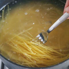 Cách làm Mì Ý Nấm Sốt Đậu Hũ bùi béo đậm đà hương vị 