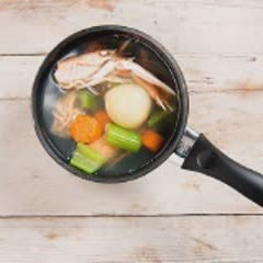 Cách làm mì ý sốt cà chua tôm