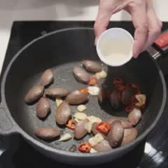 Cách Làm Mì Ý Sốt Nghêu Lụa Thơm Ngon Cho Bữa sáng