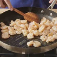 Cách làm nui sốt tôm