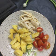 pasta-khom-xao-chua-ngot-qlgdIMPdJaubWeqLaWga