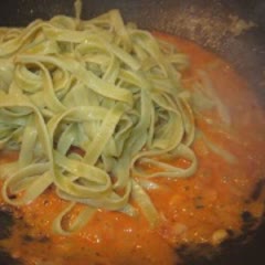 Cách Làm Spaghetti Cá Hồi Lạ Miệng, Cho Bữa Sáng