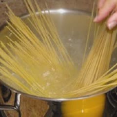 Cách làm spaghetti hải sản