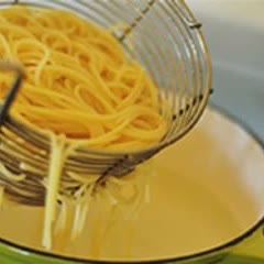 Cách Làm Spaghetti Tôm Ngon Đơn Giản Cho Bữa Sáng