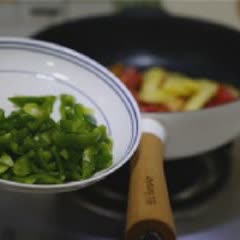 Cách làm Đậu Hũ Sốt Cà Chua khoai tây cho bữa cơm chay