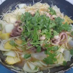 Cách Làm Bạch Tuộc Xào Ngon Cho Bữa Cơm Gia Đình