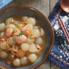 Cách làm Bí Đao Xào Xúc Xích tôm khô cho bữa cơm gia đình