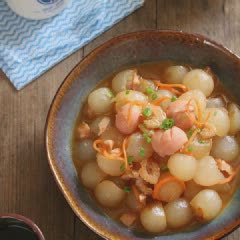 Cách làm Bí Đao Xào Xúc Xích tôm khô cho bữa cơm gia đình