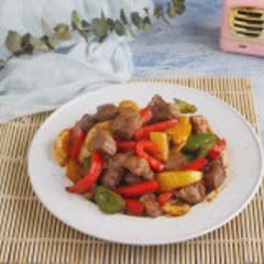 Cách làm Bò Xào Ớt Chuông Nấm Mỡ thơm ngon, cho bữa cơm