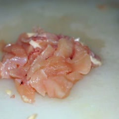 Cách làm Gà Xào Dưa Cải Chua thơm ngon đậm đà, cho bữa cơm