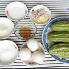 Cách làm khổ qua xào trứng không đắng
