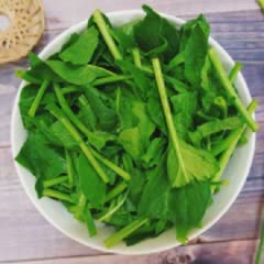 Cách làm Ngó Sen Xào Thịt Heo cải bó xôi dinh dưỡng