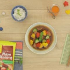 Cách Làm Sườn Xào Rau Củ Sốt Me Cho Bé Yêu