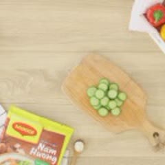 Cách Làm Sườn Xào Rau Củ Sốt Me Cho Bé Yêu