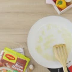 Cách Làm Sườn Xào Rau Củ Sốt Me Cho Bé Yêu