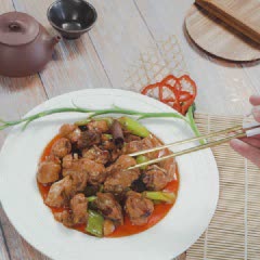Cách làm thịt gà xào cay thơm hấp dẫn