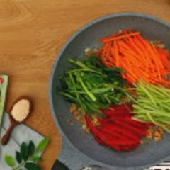 Cách Làm Món Tôm Xào Miến Hồng Kông Mới Lạ Và Hấp Dẫn