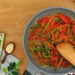 Cách Làm Món Tôm Xào Miến Hồng Kông Mới Lạ Và Hấp Dẫn