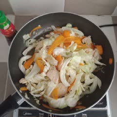 Cách Làm Ức Gà Xào Rau Củ Đơn Giản Giàu Dinh Dưỡng