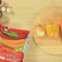 Cách làm Xúc Xích Xào Chua Ngọt thơm ngon, hấp dẫn tại nhà 