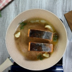 Cách làm Bento cá hồi xốt xoài chua ngọt