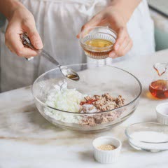 Cách làm cá ngừ hộp trộn hành tây