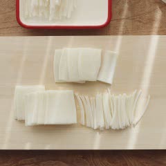 Cách làm củ cải trộn cay kiểu Hàn