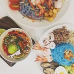 Cách Làm Miến Hoa Đậu Biếc Trộn Kiểu Thái