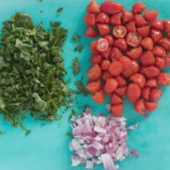 Cách làm salad đậu lăng cà chua