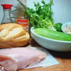 Cách Làm Salad Trộn Bánh Mì Gà Ngon Miệng Đơn Giản