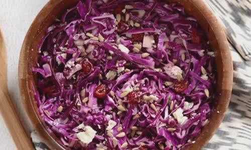 Cách làm salad bắp cải tím nam việt quất