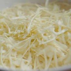 Cách làm salad bắp cải trắng