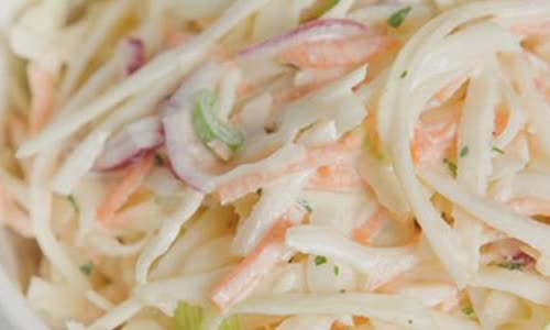 Cách làm salad bắp cải trắng