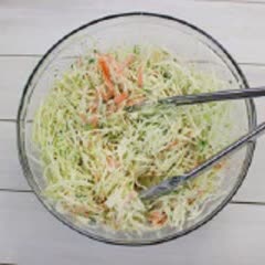 Cách làm salad bắp cải trộn