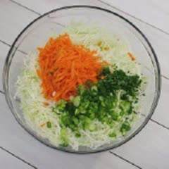 Cách làm salad bắp cải trộn