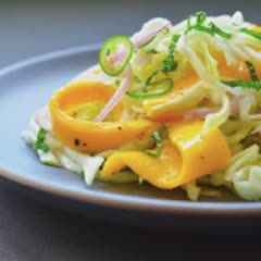 Cách làm Salad bắp cải xoài