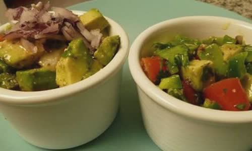 Cách làm Salad Bơ Cà Chua đơn giản cho ngày bận rộn