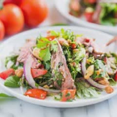 Cách làm salad bò rau củ