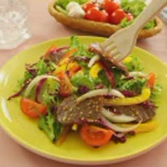 Cách Làm Salad Bò Sốt Dầu Giấm Tươi Mát Cho Mùa Hè
