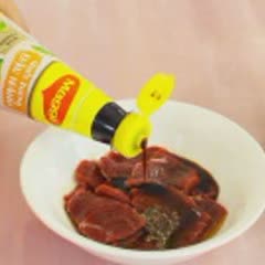 Cách Làm Salad Bò Sốt Dầu Giấm Tươi Mát Cho Mùa Hè