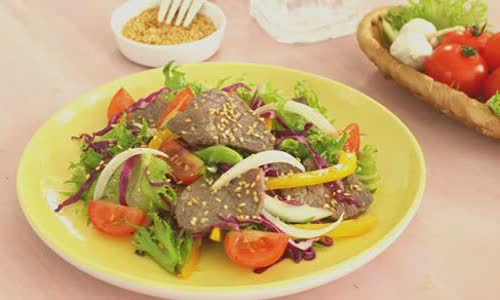 Cách Làm Salad Bò Sốt Dầu Giấm Tươi Mát Cho Mùa Hè