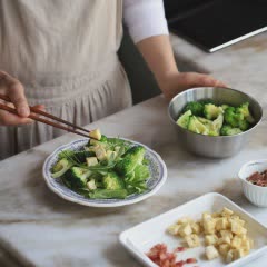 Cách làm salad bông cải giảm cân